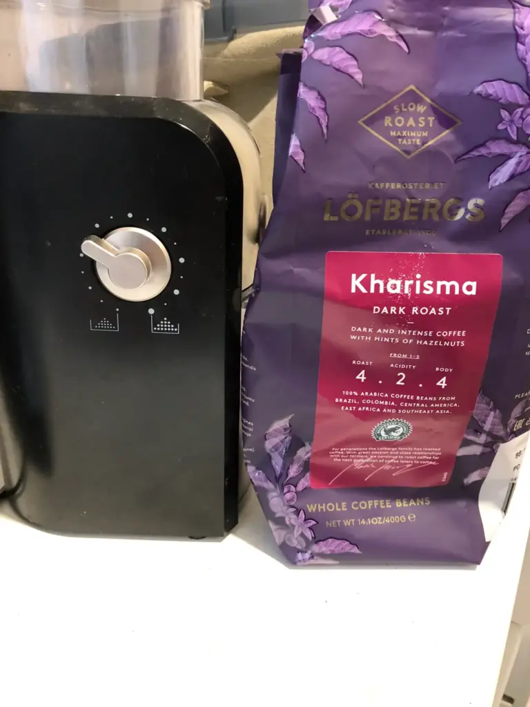 Löfbergs Kharisma papukahvi.