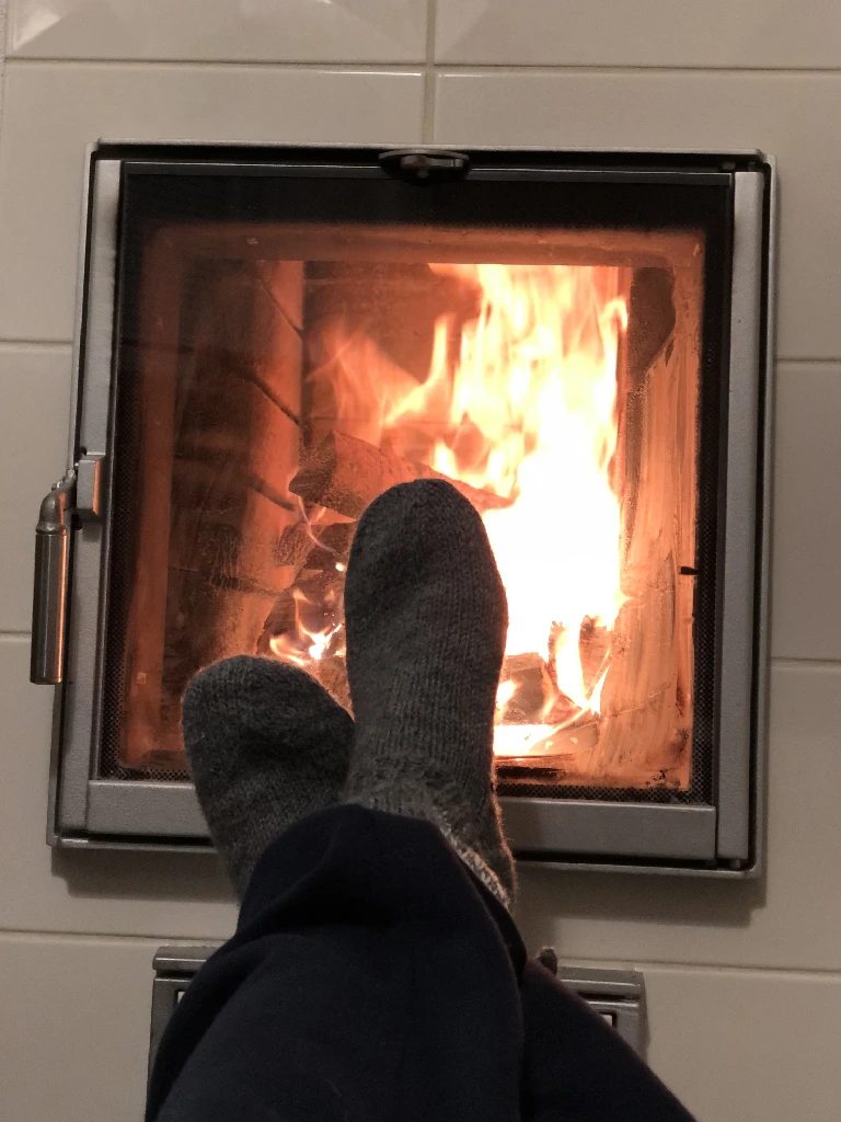 Kettusukat Lappeenranta. Takkatuli - Balls to the Wall. Halkokauppiaan Rouva