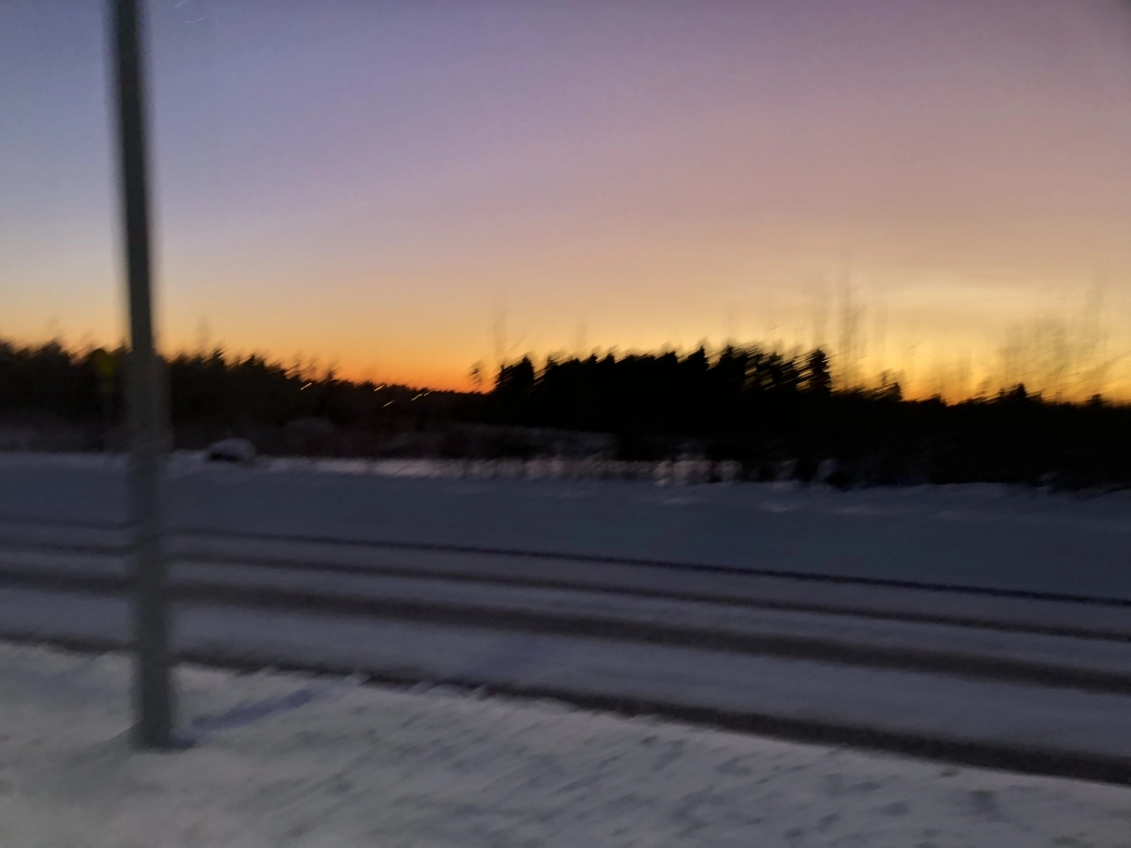auriingonlasku tammikuussa - Balls to the Wall blogi